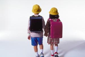 札幌こども専門学校｜保育士・幼稚園教諭を目指すための専門教育と多彩なコース選択